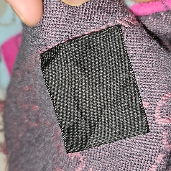 💥Authentic Gucci Scarf - Picture 6 of 7